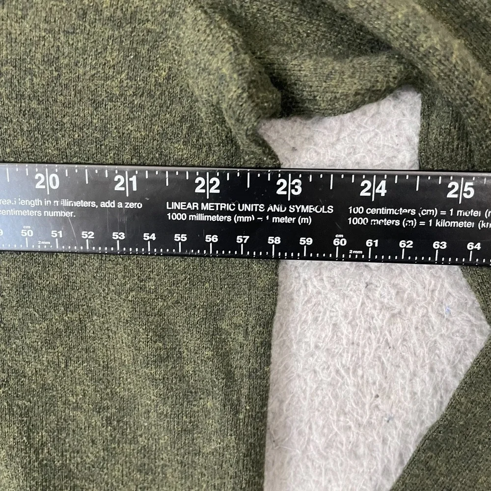 Old Navy V-Neck Sweater Men XL Olive Preppy Long Sleeve Pullover